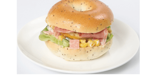 Chia Seed Bagel with Bacon & Baked Egg